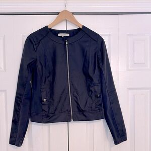 Athleta Navy Blue Light Weight Jacket. Fitted Style Size Small
